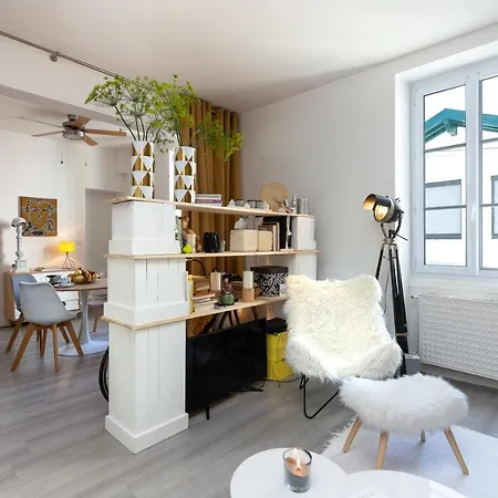 アパート Beaurivage. Chez Rodolphe ビアリッツ